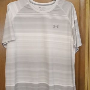 Men XXL pullover dri fit Under Armour shirt